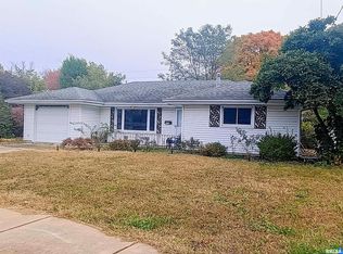 614 N Lammers Ave, West Peoria, IL