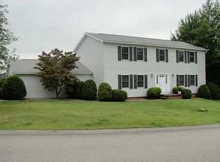 126 Chapel View Dr, Greensburg, PA 15601