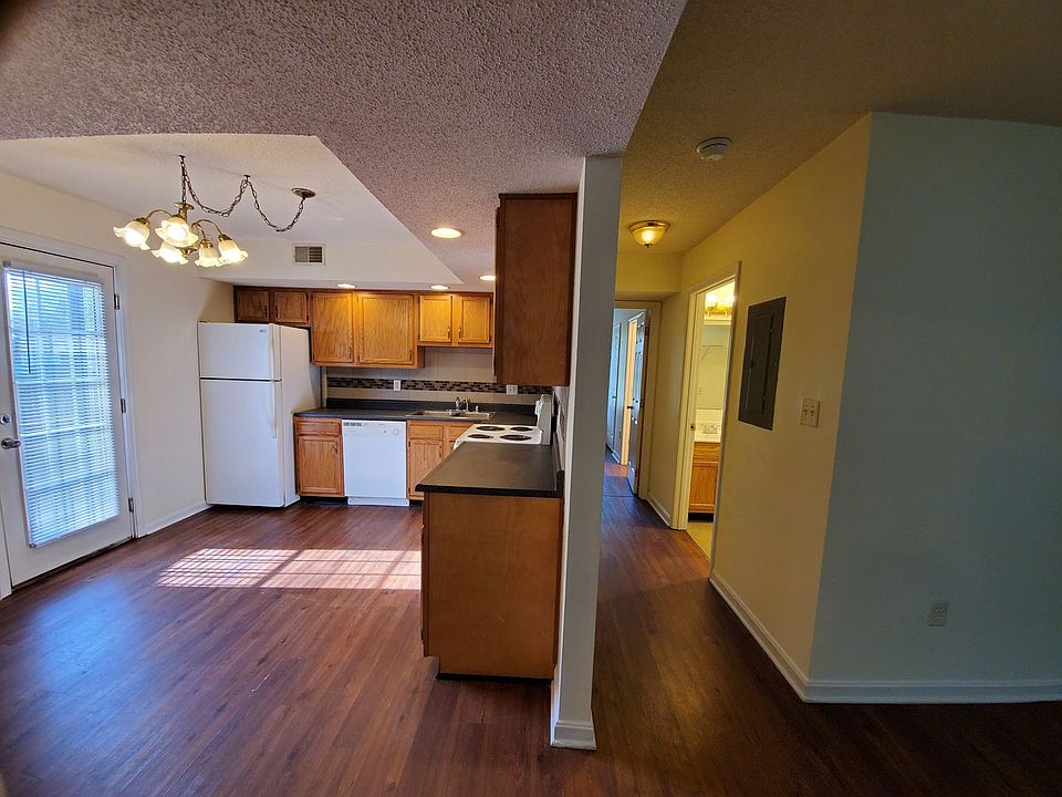 1st image of 6418 Venango Dr APT 7