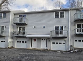 100 Northampton Ln APT 4, Plainville, CT 06062