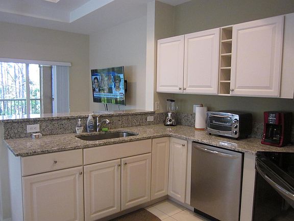 3rd image of 8921 Sandshot Ct #5421