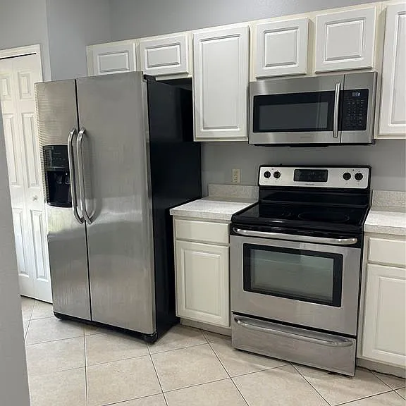 8563 Hunters Key Cir — Photo 5