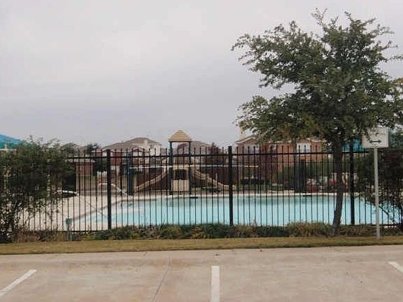 3rd image of 1568 Brookstone Dr