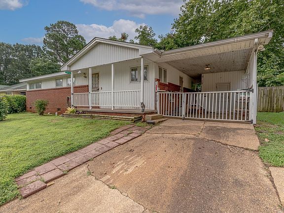 2nd image of 723 Valley Dr