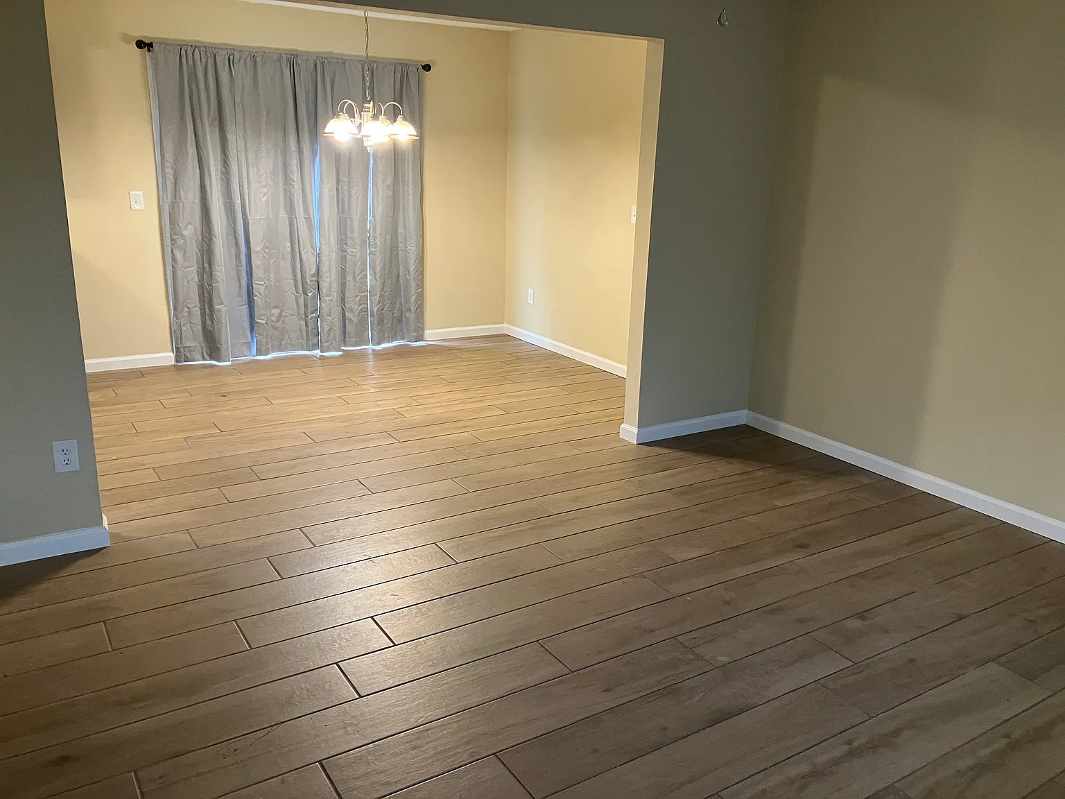 3 bed, 1.5 bath, 1075 sqft, $1,800 — Photo 4