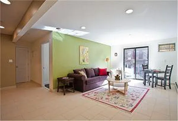 Rented by Metropads | media 10