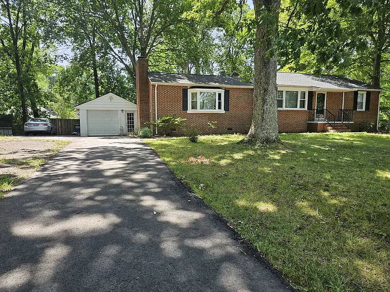 8405 Rugby Rd — Photo 1