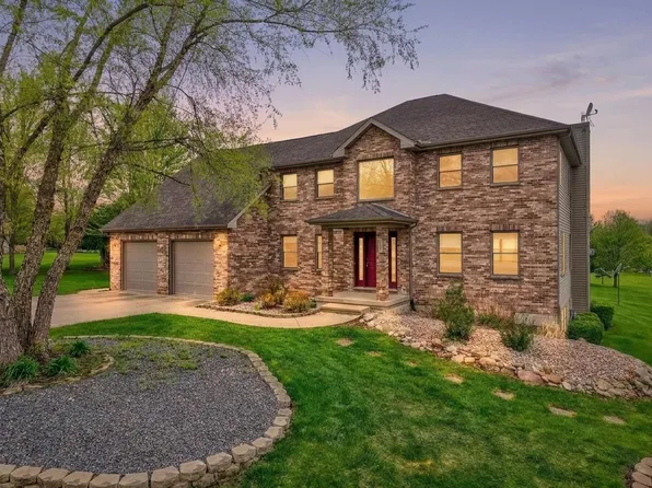 2669 E 1545th Rd, Ottawa, IL 61350