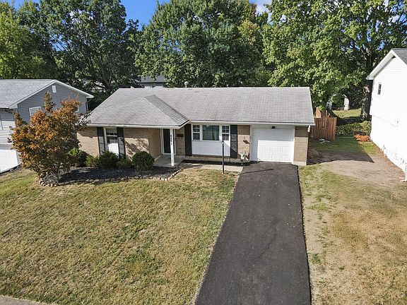 2nd image of 6552 Carriage Ln