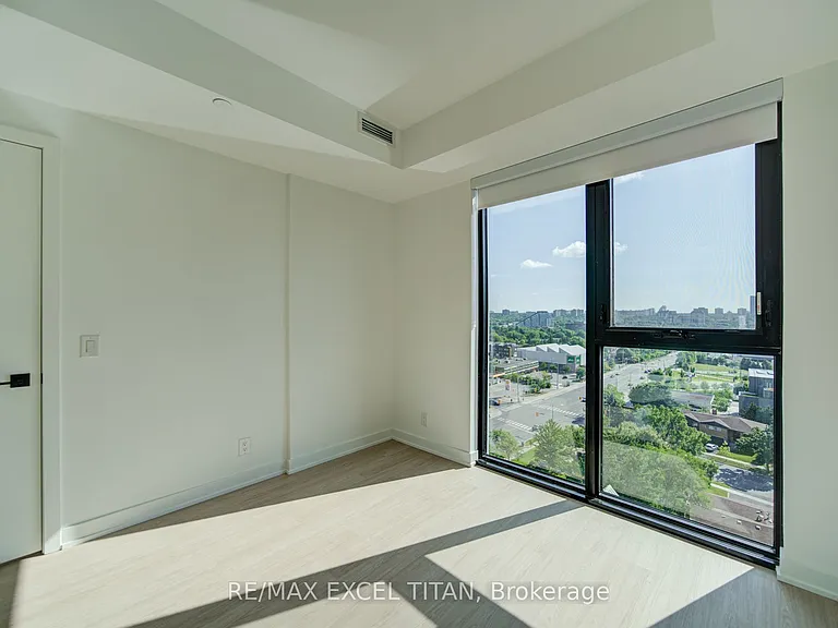 699 Sheppard Ave E #1115 — Photo 30