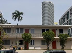 435 SW 5th Ave