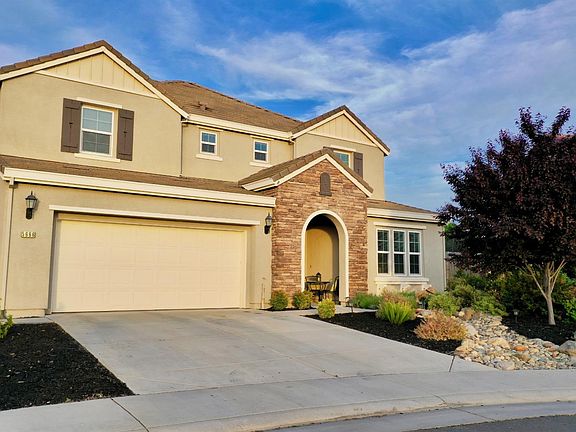 2nd image of 5666 Saratoga Cir