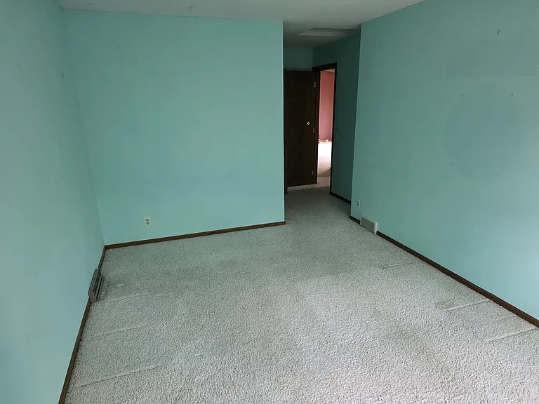 4110 Juneau Ln N — Photo 25