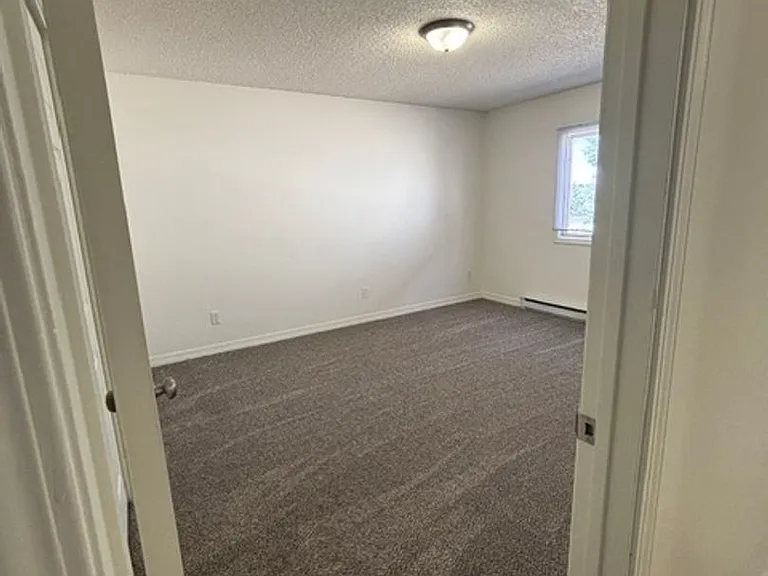 PM 120 - 406 Hacker Ct. — Photo 19