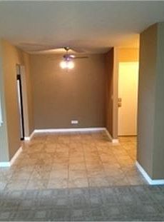 3rd image of 1029 Des Plaines Ave #602