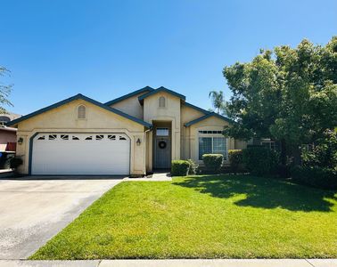 853 W Cleo Avenue, Porterville, CA, 93257