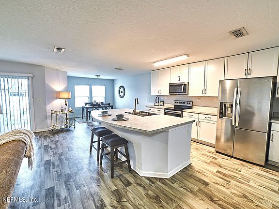 5th image of 11175 WATKINS Court