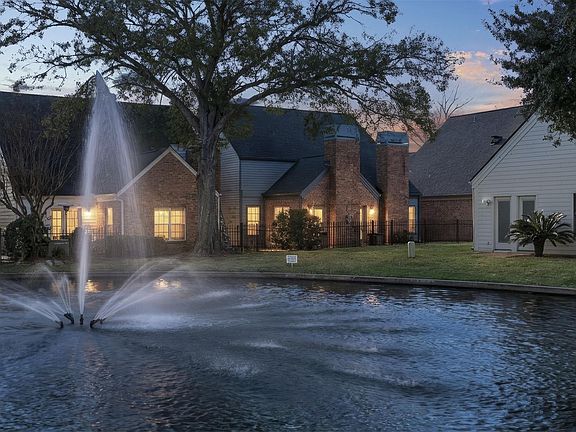 2nd image of 7671 Ameswood Rd