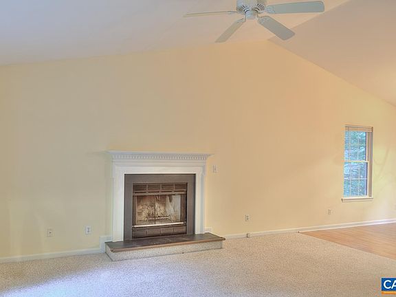 5th image of 824 Jefferson Dr