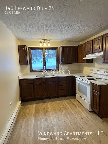 1st image of 140 Leeward Dr APT 24