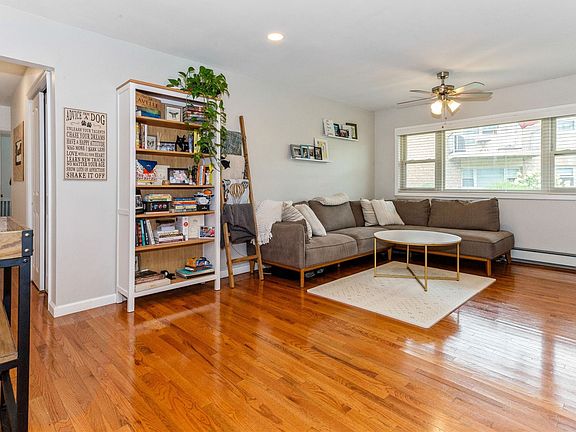 3rd image of 4 Rose St #4F-1