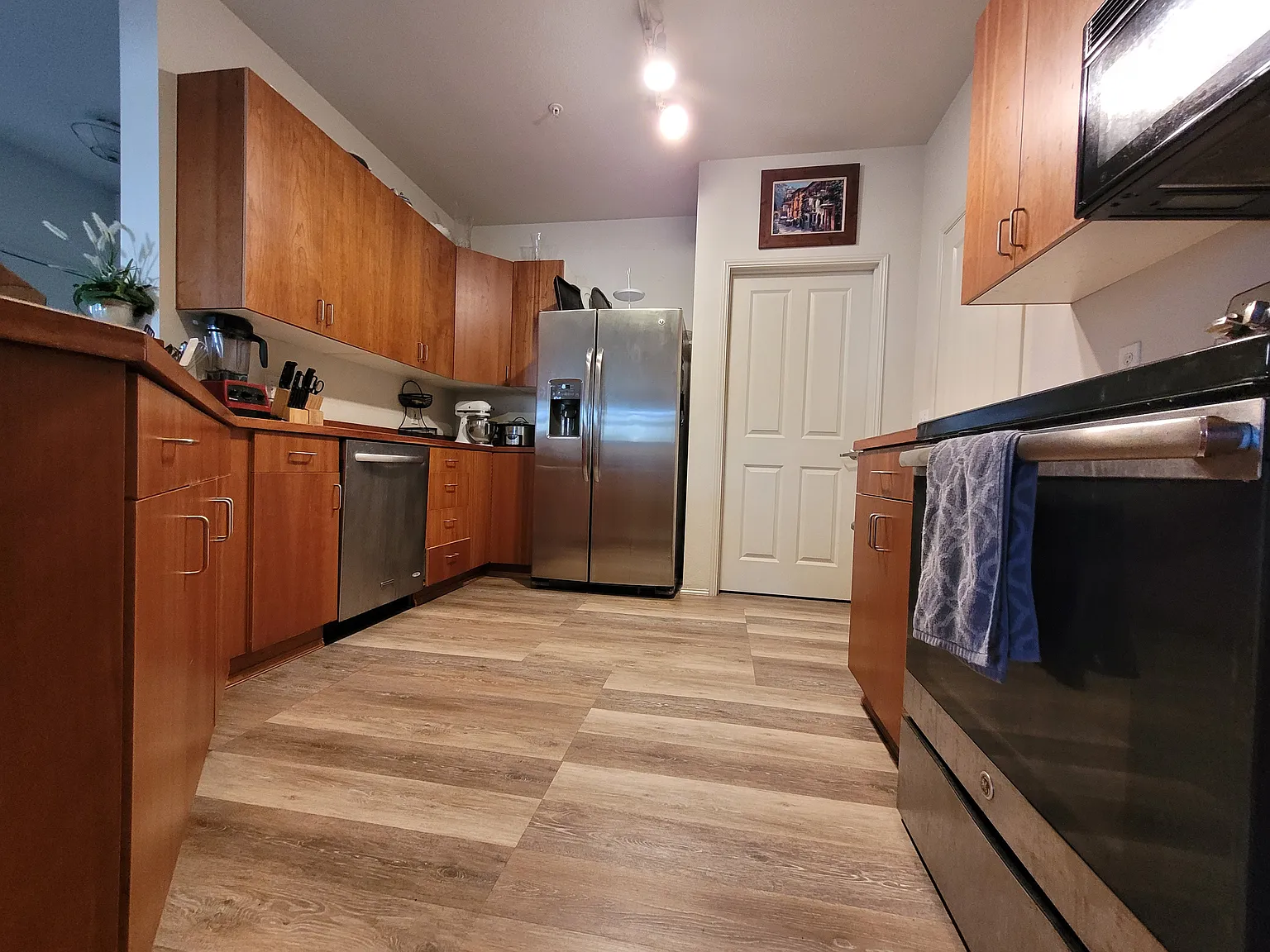 227th Ln SE, Sammamish — Photo 2