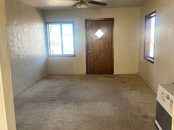 5th image of 1313 W 8th St
