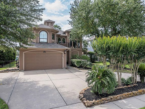 4th image of 2938 N Island Dr