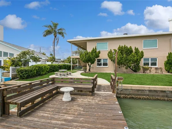 283 104th Ave 102, Treasure Island, FL 33706