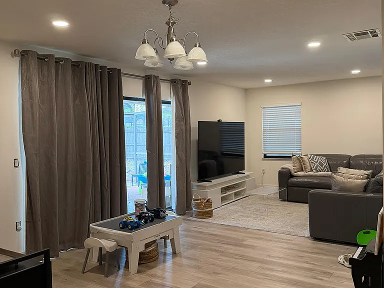 8216 Bluestar Cir — Photo 4