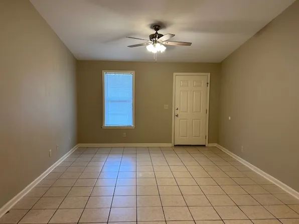 3702MULL, 3702 Mulligan Road Cir #228844E33, Valdosta, GA 31605
