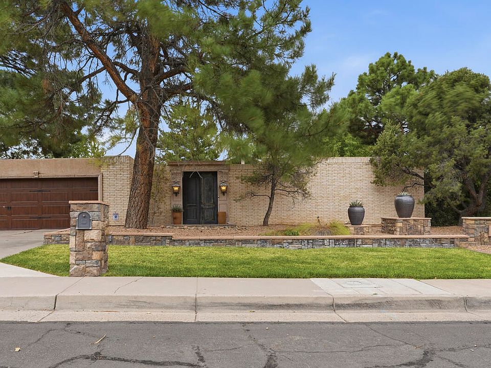 1st image of 7504 La Madera Rd NE