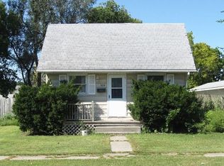 1814 8th St, Nevada, IA 50201