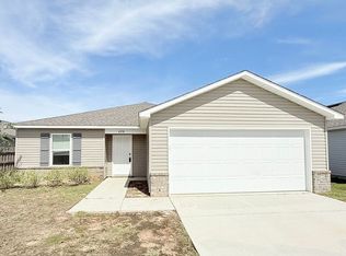 4378 Jitterbug St, Milton, FL 32583