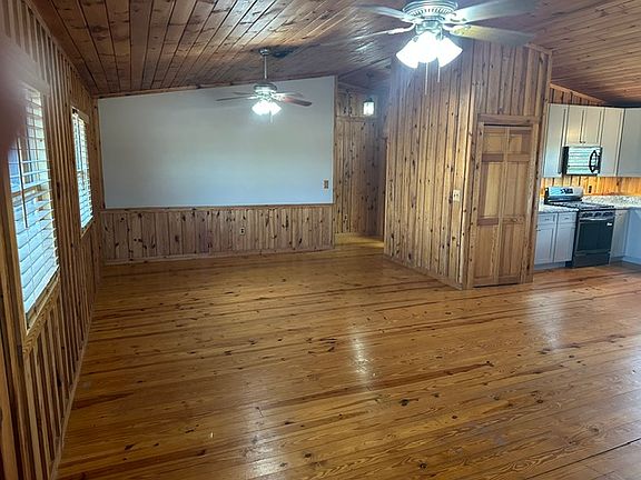 5th image of 83 Glenn St APT 202