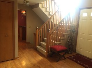 37557 Emerald Forest Dr, Farmington Hills, MI 48331