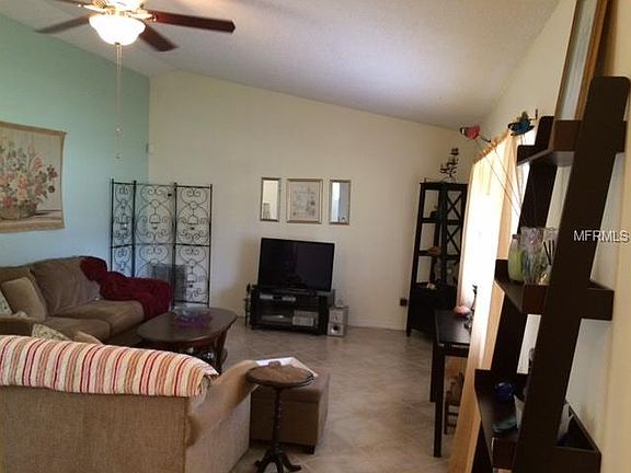 2nd image of 2431 Candlewick St