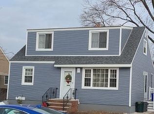 335 Roosevelt Ave, Lyndhurst, NJ 07071