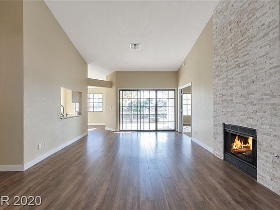 3rd image of 4932 Birch Bay Ln