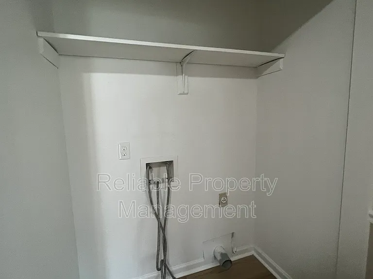 505 E Elizabeth St #B — Photo 9