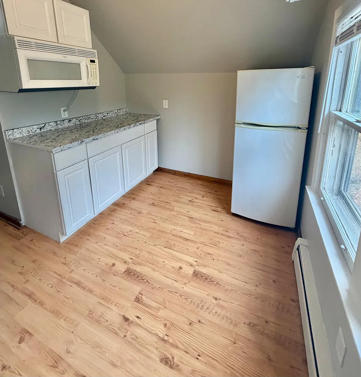 Building Photo - 517 Quinnipiac Ave #3