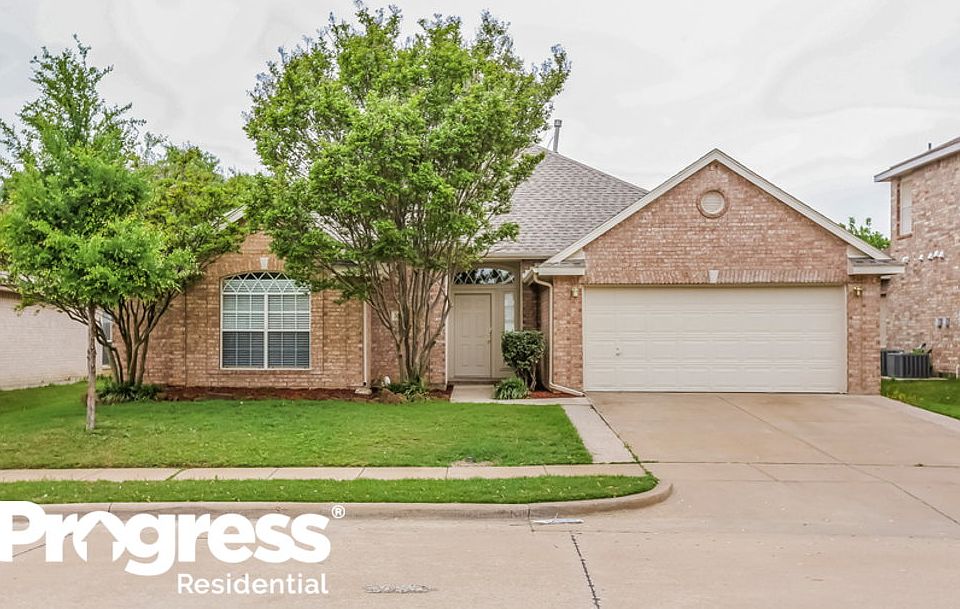 1st image of 3945 Larkspur Dr