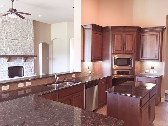 4th image of 6931 Hickory Estates Ct