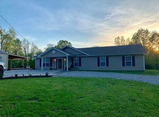 644 Red Hill Rd, Vine Grove, KY 40175