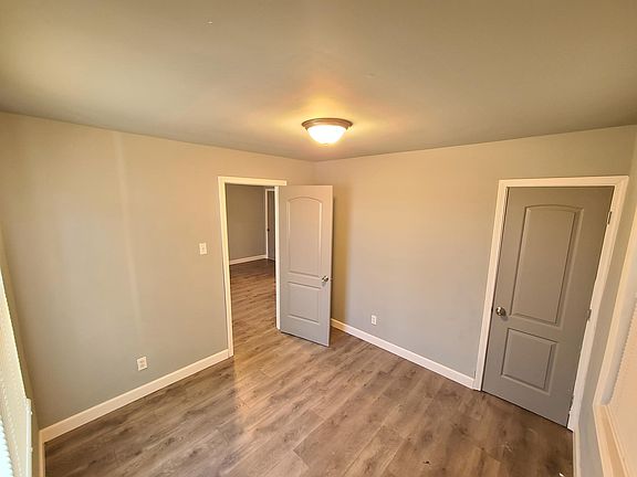 3rd image of 4024 Kennedy Ave
