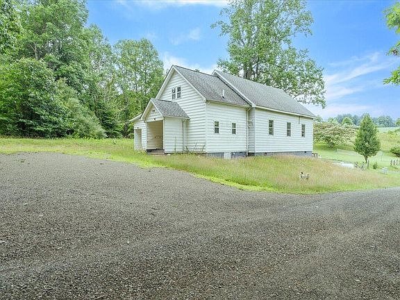 3rd image of 190 Parkway Church Rd SW