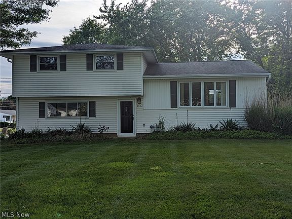2nd image of 9902 Cynthia Dr
