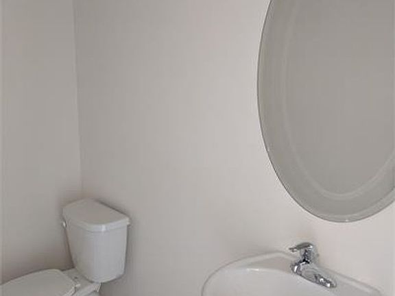 4th image of 12205 Whiteside Dr #1