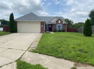7418 Oak Mill Ct, Indianapolis, IN 46217