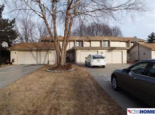 8605 Meadows Pkwy, Omaha, NE 68138